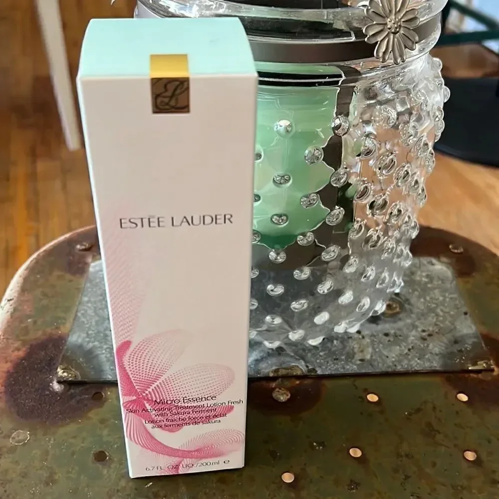 Estée Lauder Micro Essence Skin Activating Trmt Lotion Fresh w/ Sakura Ferment